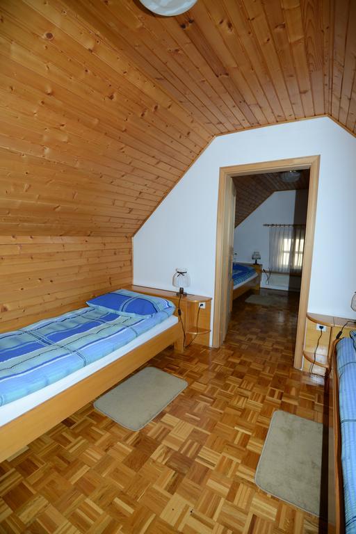 Apartments & Rooms Lipa ボーヒニ エクステリア 写真
