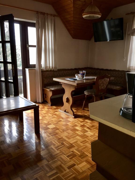 Apartments & Rooms Lipa ボーヒニ エクステリア 写真